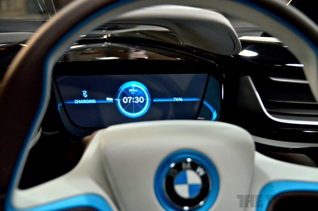 BMW i8 Interior3